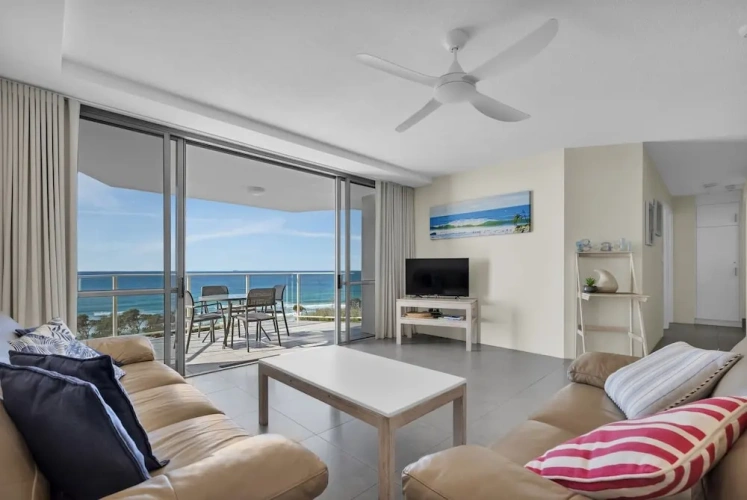 2 Bedrooms Superior room with balcony and with ocean view
