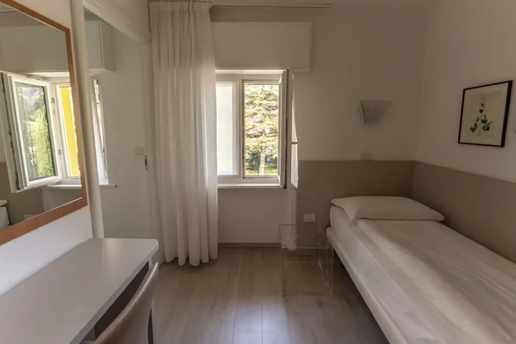 Economy Twin room