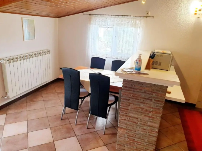 1 Bedroom Apartment with partial sea view