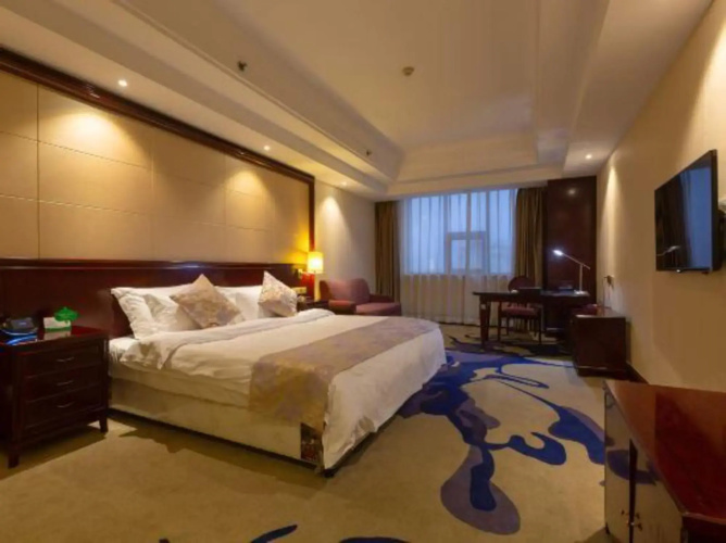 Jinlong Hotel