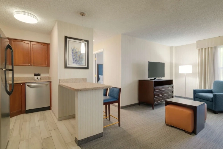 Quadruple Suite with view