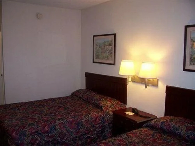 Arrival Inn