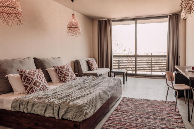Standard Twin room with balcony