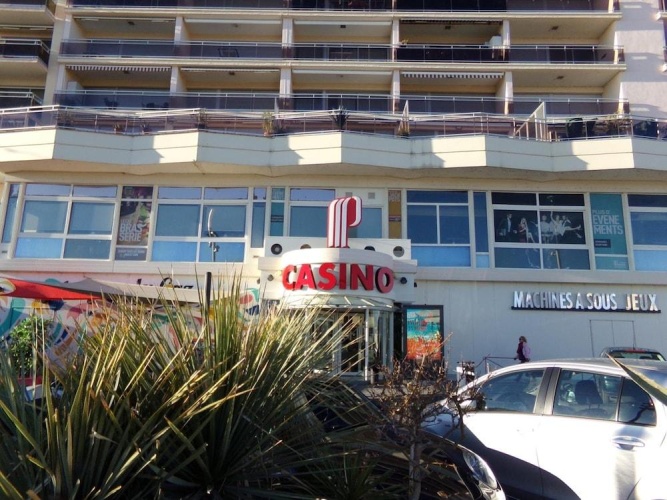 Hotel De La Plage - Palavas-les-Flots