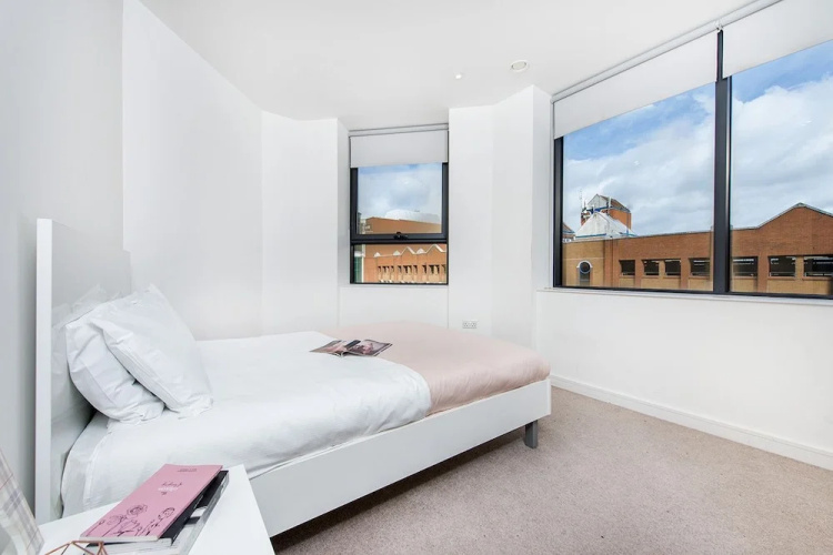 Stylish & Chic 1BR apartment in Harrow
