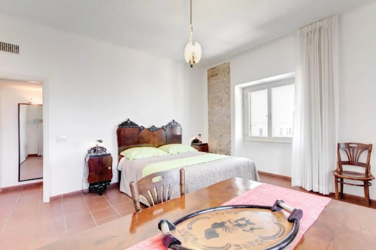 Rhome Apartments Latini