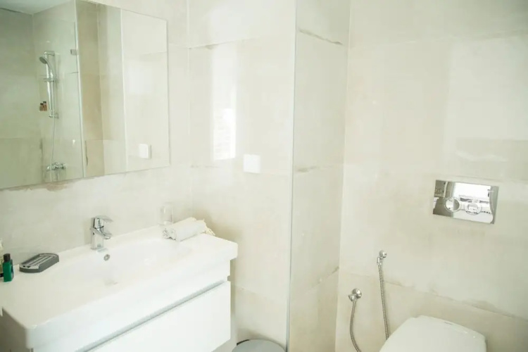 Bright apt w Breakfast 5mn From Carthage Sidibou