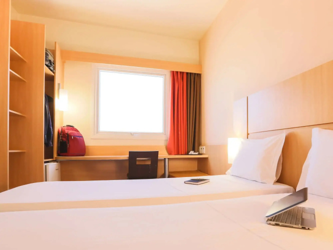ibis Montes Claros Shopping