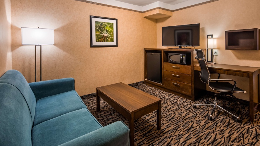 Best Western Plus Pitt Meadows Inn & Suites photo 6