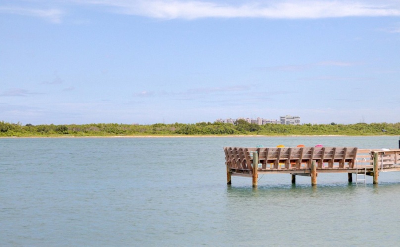 Hutchinson Island Plaza Hotel & Suites photo 19