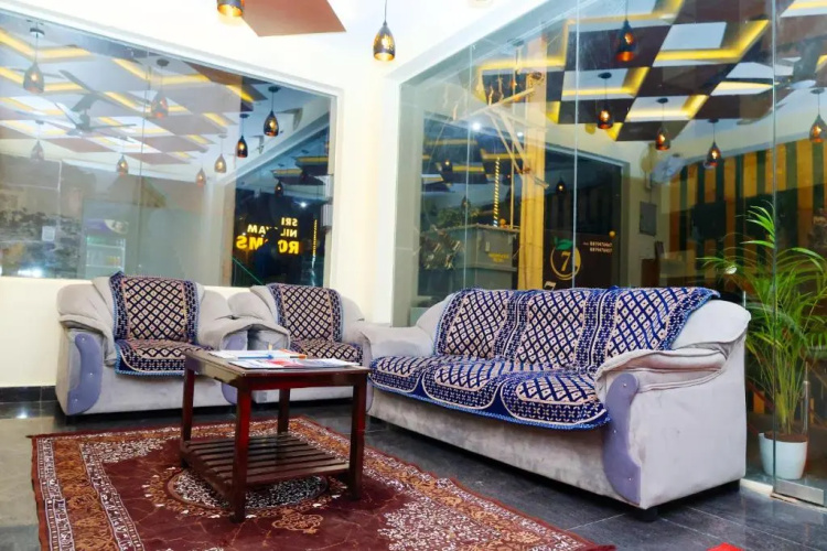 Hotel Sri Nilayam