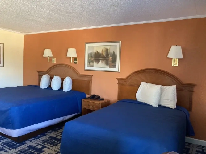 Deluxe Quadruple room