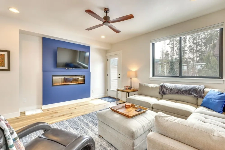 3 Bedrooms Apartment with balcony
