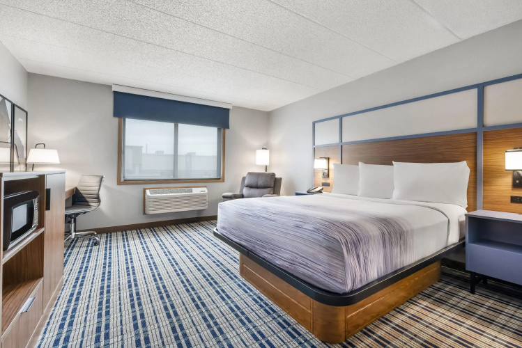 AmericInn by Wyndham Bismarck