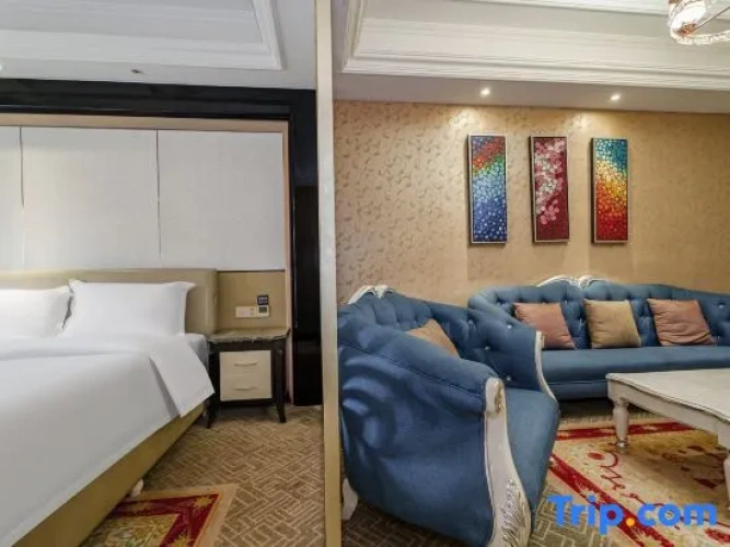 Double Suite
