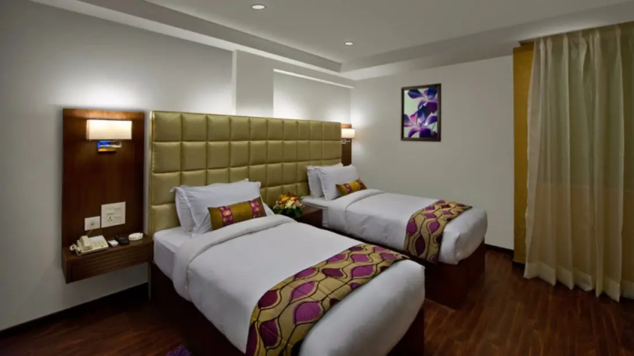 New Leaf Hotel