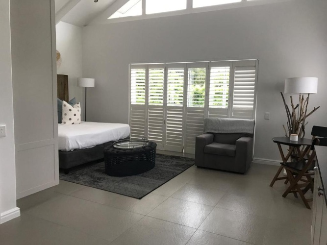 4 Bedrooms Cottage