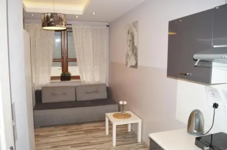 Red Apartament