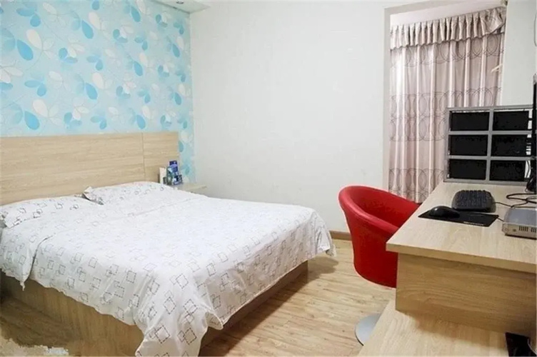 Wuhan Taining Express Hotel