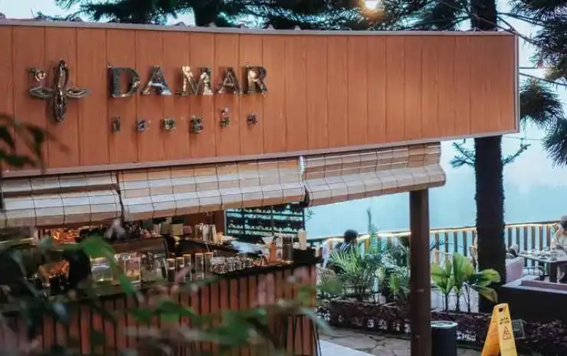 Damar Langit Resort