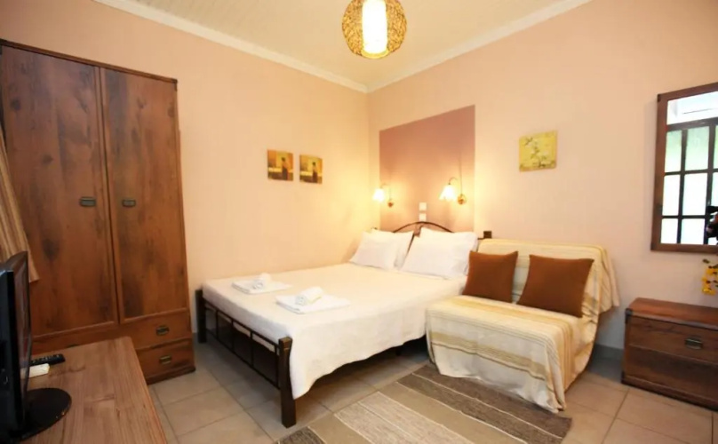 Ostria Hotel