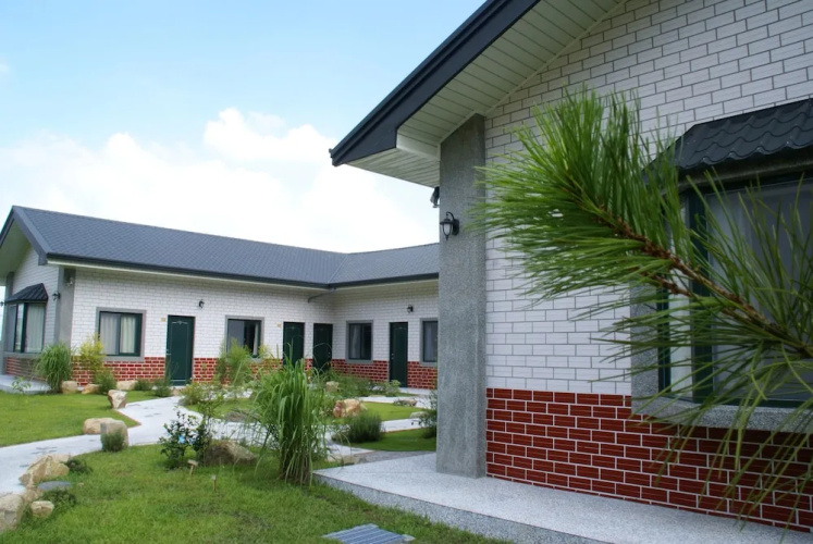 Hofeng Xiangcun B&B
