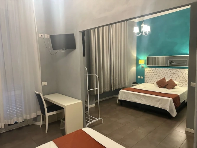Deluxe Quadruple room