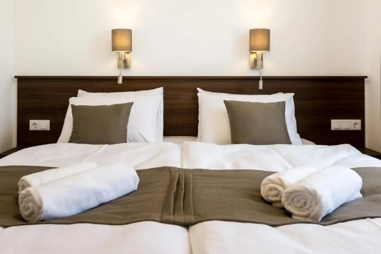 Deluxe Quadruple room with balcony
