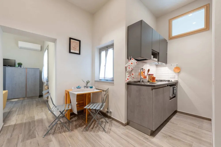 Sanzanobi Apartment