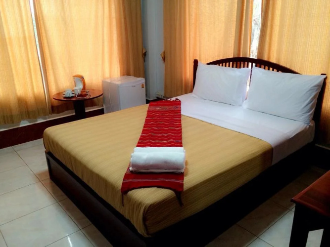 Dok Khaithong Hotel