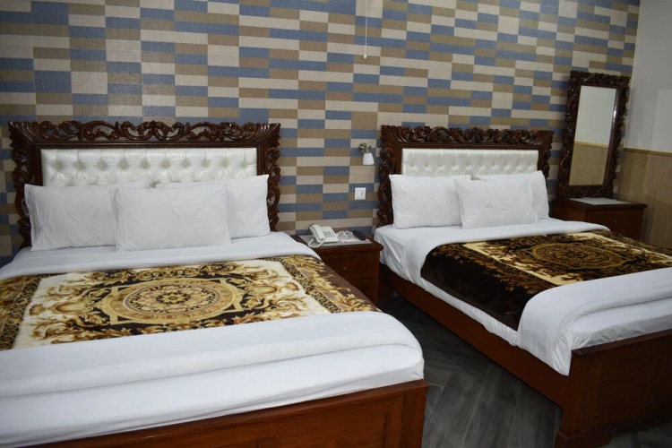Dream Land Hotel