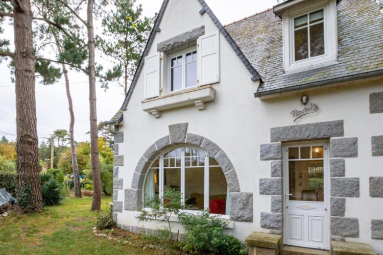 2 Bedrooms Cottage