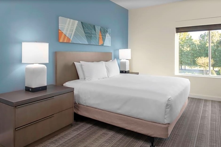1 Bedroom Double Kitchen Suite