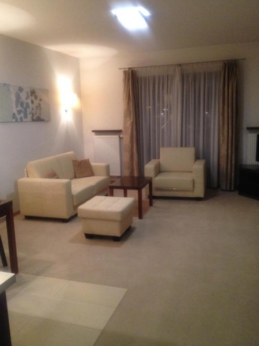 2 Bedrooms Luxury Apartment with lake view