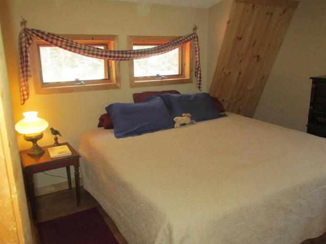 Buffalo Creek Bed & Breakfast