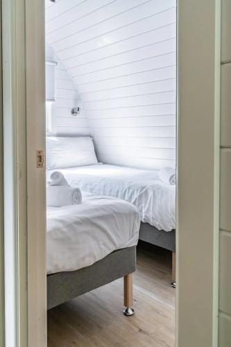 Glamping Pod One - Holly Tree Barns
