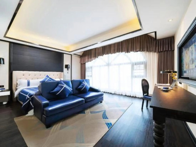 Lanou Hotel
