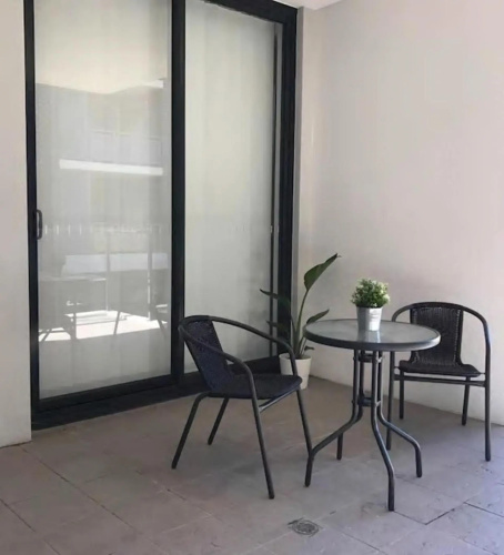 Shine Apartment