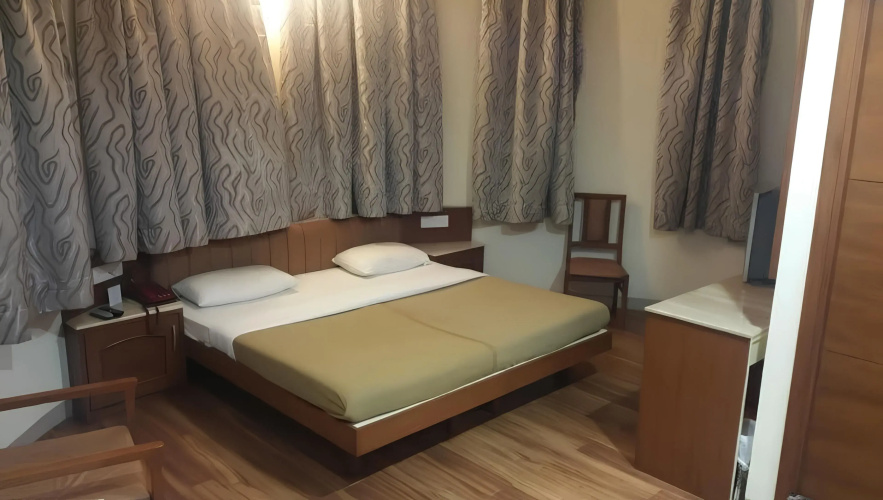 Hotel Apna Avenue