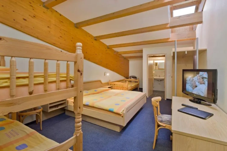 Standard Family room