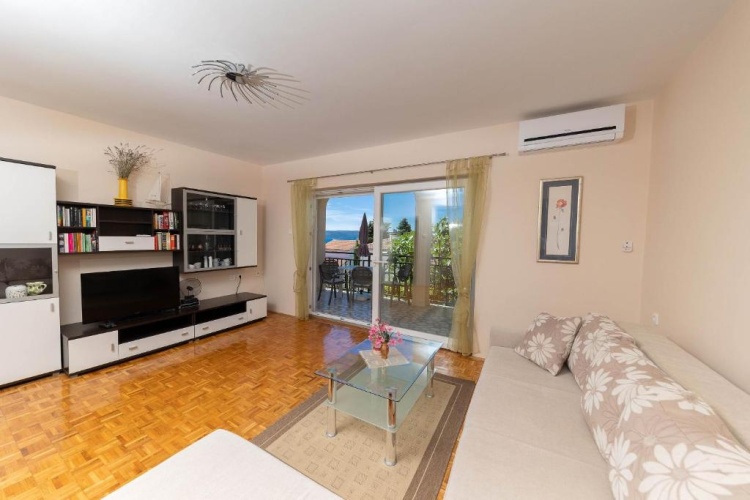 2 Bedrooms Apartment with balcony