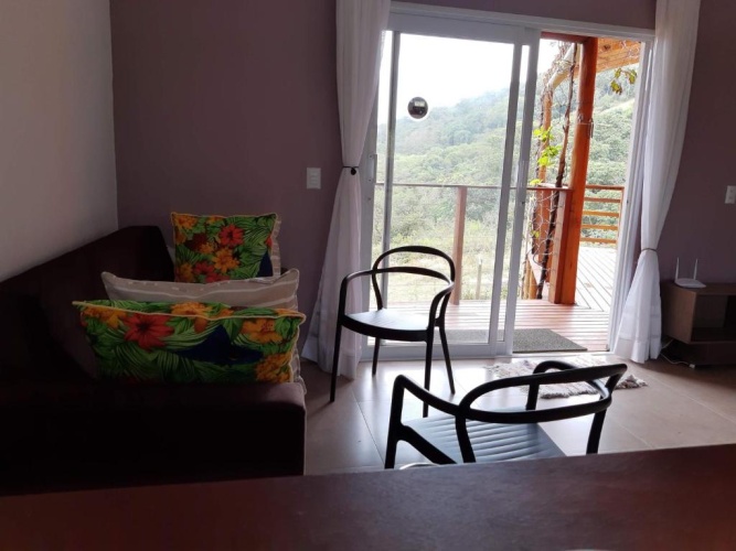 2 Bedrooms Cottage