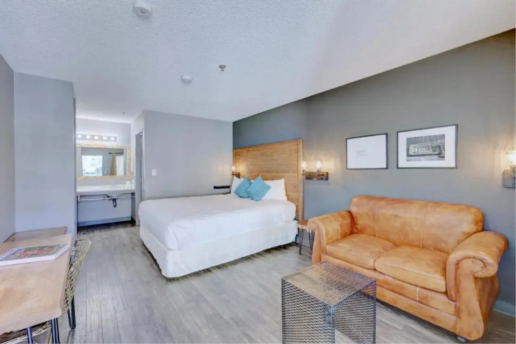 Ramada Palm Springs
