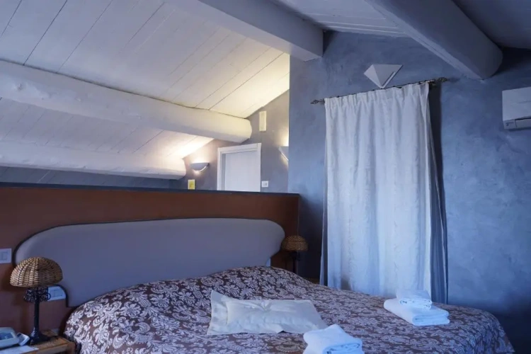 Suite with view