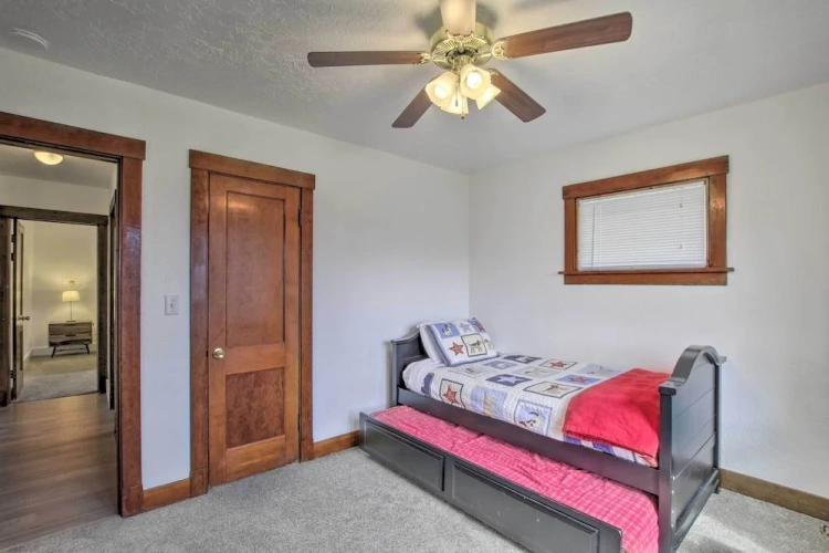 3 Bedrooms Cottage