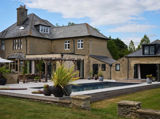 The Manor House