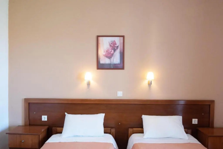 Aleka Apartment 6