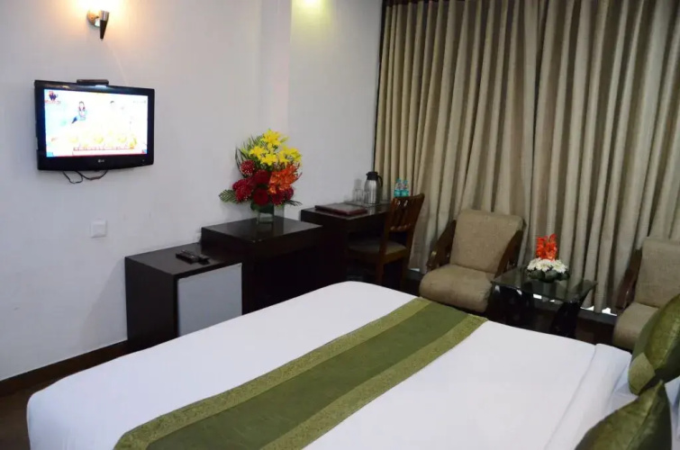 Hotel Aerotech by OYO Rooms