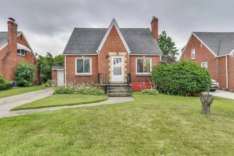 2 Bedrooms Cottage