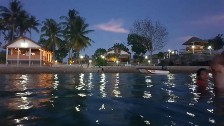 Tauig Beach Resort